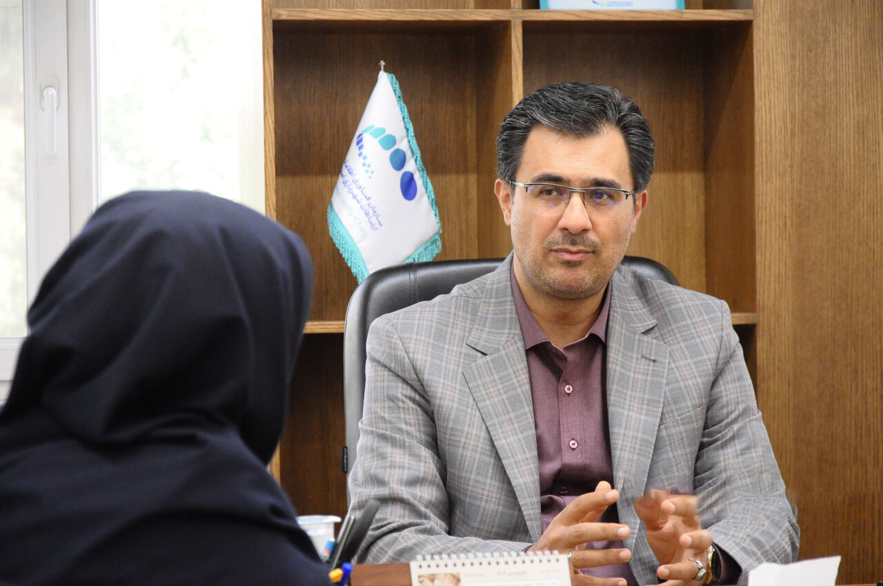 Virtual Meetings in District 12 of Isfahan: A New Step Toward a Smart City